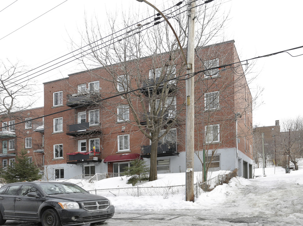 3020 Barclay in Montréal, QC - Building Photo