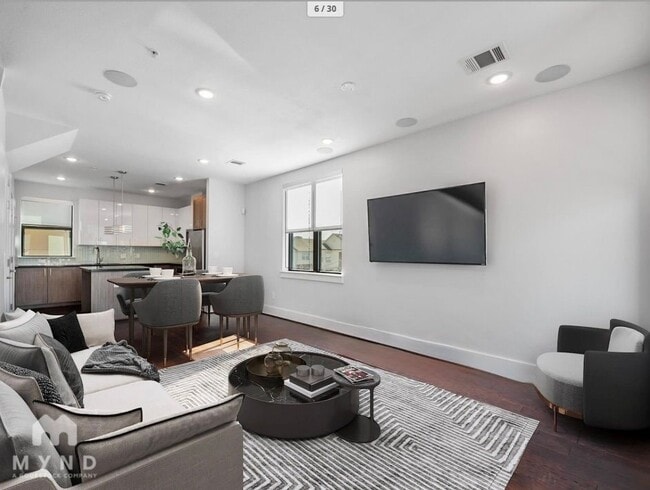 property at 2401 Crawford St