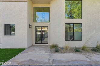 2029 N Sunset Dr in Chandler, AZ - Building Photo - Building Photo