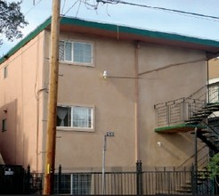 1511 23rd Ave in Oakland, CA - Building Photo - Building Photo