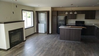 3807 E Hamilton Ave in Eau Claire, WI - Building Photo