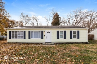 4829 Weber Dr in Hamilton, OH - Building Photo