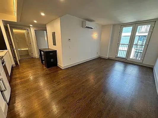 property at 150 Lenox Rd