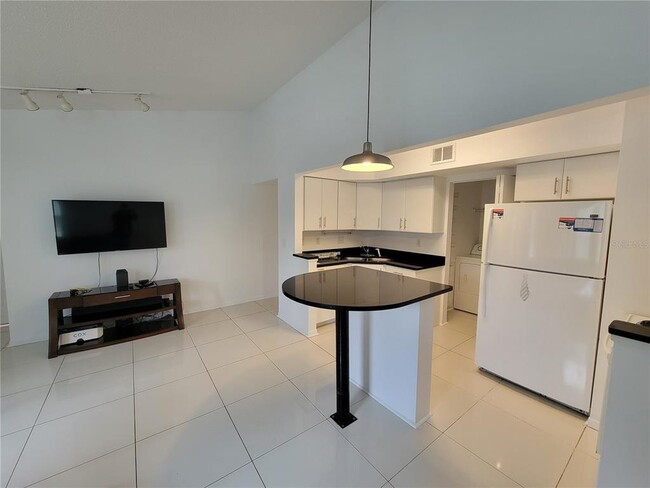 2601 SW Archer Rd in Gainesville, FL - Foto de edificio - Building Photo