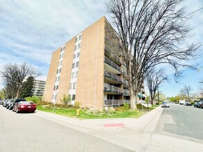 4801 E 9th Ave-Unit -204 in Denver, CO - Building Photo - Building Photo