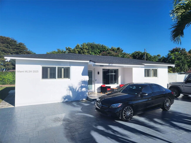 property at 4301 SW 85th Ave