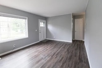 2314 Hillsdale Ave in Kalamazoo, MI - Building Photo - Building Photo