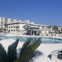 400 Plantation Rd in Gulf Shores, AL - Foto de edificio - Building Photo