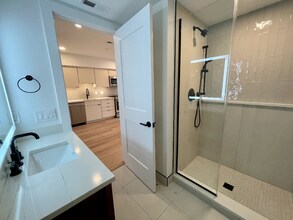 716 L St SE in Washington, DC - Building Photo - Building Photo