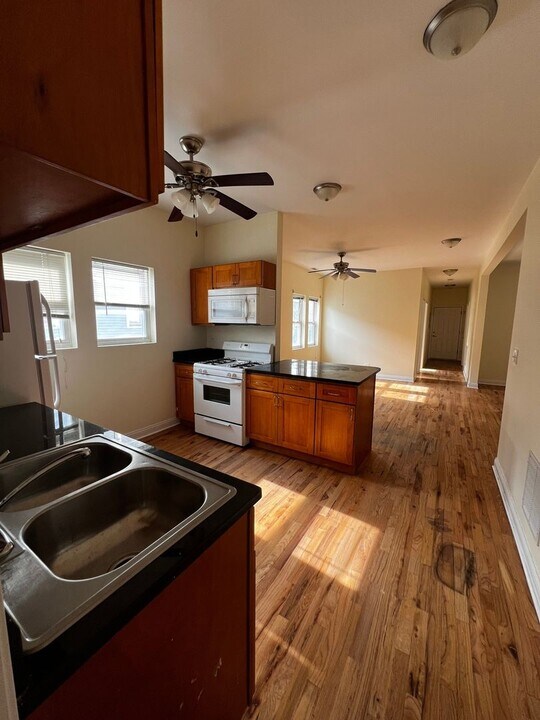 4528 S Hermitage Ave in Chicago, IL - Building Photo