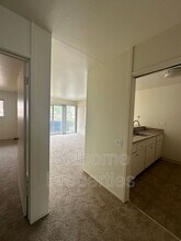 356 Jayne Ave in Oakland, CA - Foto de edificio - Building Photo