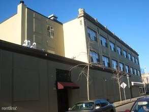 15 Pearl St-Unit -Apt 3 in Cambridge, MA - Building Photo - Building Photo
