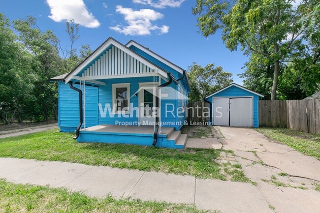property at 2615 West 2nd St N