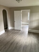 215 Mary St in Olyphant, PA - Building Photo - Building Photo