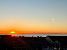 33665 Halyard Dr in Dana Point, CA - Building Photo