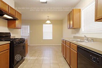 12707 Claradeen Ct in Houston, TX - Foto de edificio - Building Photo