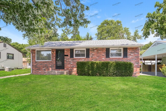 property at 795 Mullanphy Ln