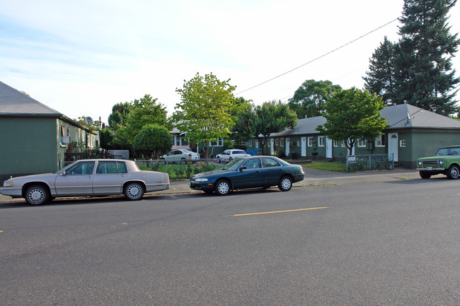 2045-2125 N Kilpatrick St in Portland, OR - Building Photo - Building Photo