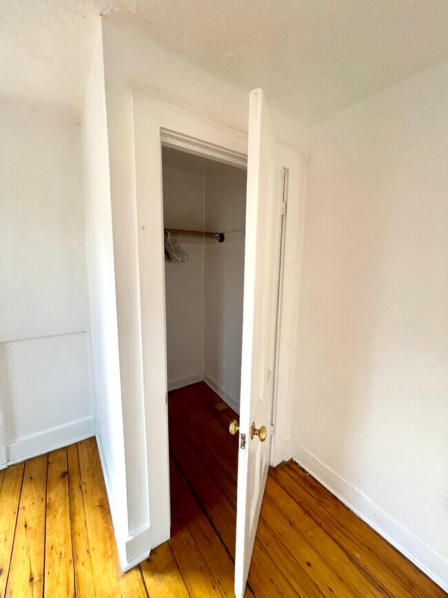 21 Irving St, Unit 3 in Boston, MA - Building Photo - Building Photo
