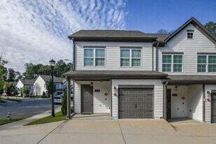 2867 St Elizabeth Wy NW in Atlanta, GA - Building Photo