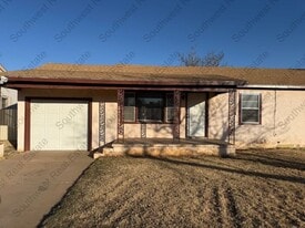 3005 Sheldon St in Clovis, NM - Building Photo