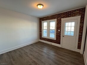 220 Filmore St in Phillipsburg, NJ - Building Photo - Building Photo