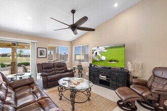 30624 N Royal Oak Way in San Tan Valley, AZ - Building Photo - Building Photo