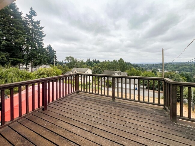 6611 S 131st Pl in Seattle, WA - Building Photo - Building Photo