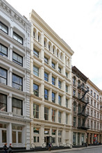 15-17 Mercer St in New York, NY - Building Photo - Building Photo