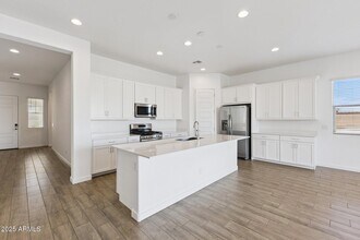 531 S Owl Dr in Gilbert, AZ - Building Photo - Building Photo