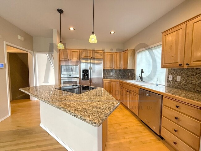 property at 1816 S Viewcrest Ln