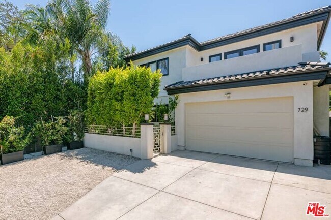 729 N Ogden Dr in West Hollywood, CA - Building Photo - Building Photo