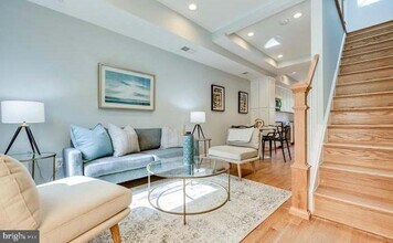 408 N Henry St in Alexandria, VA - Building Photo - Building Photo