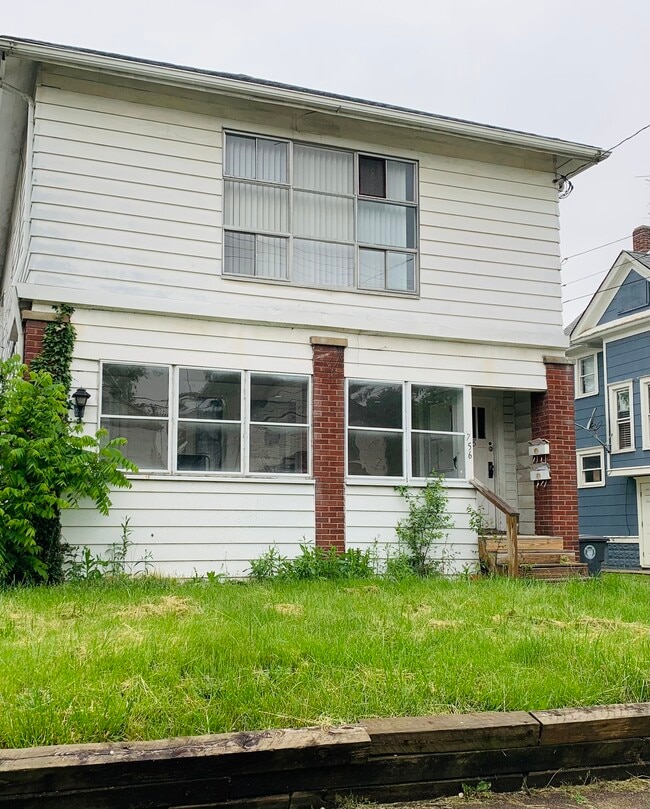 758 Elma St Apartments and Nearby Akron Apartments For Rent Akron, OH