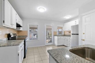 32 Park Rd in Brockton, MA - Building Photo - Building Photo