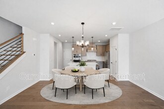 423 Vinroot Aly in Charlotte, NC - Building Photo - Building Photo