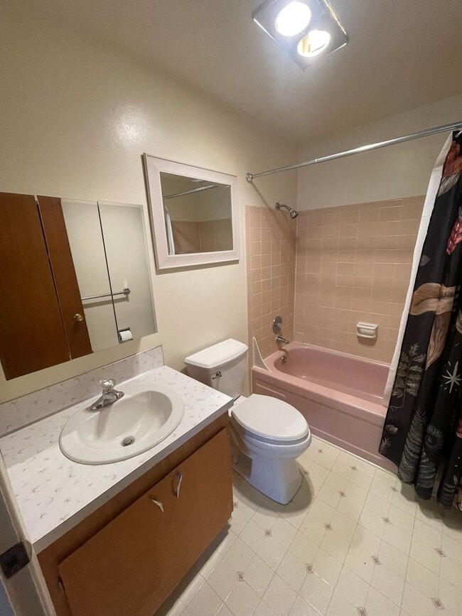property at 32000 Pineway Rd
