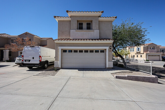 337 W Mountain Sage Dr in Phoenix, AZ - Building Photo - Building Photo