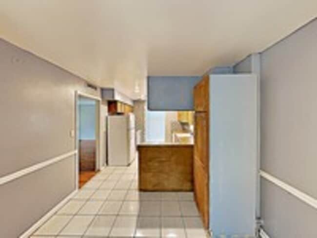 6505 Ambassador Dr in Orlando, FL - Building Photo - Building Photo