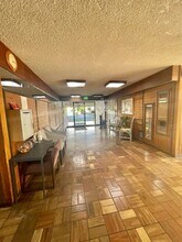 5122 Likini St in Honolulu, HI - Building Photo - Building Photo