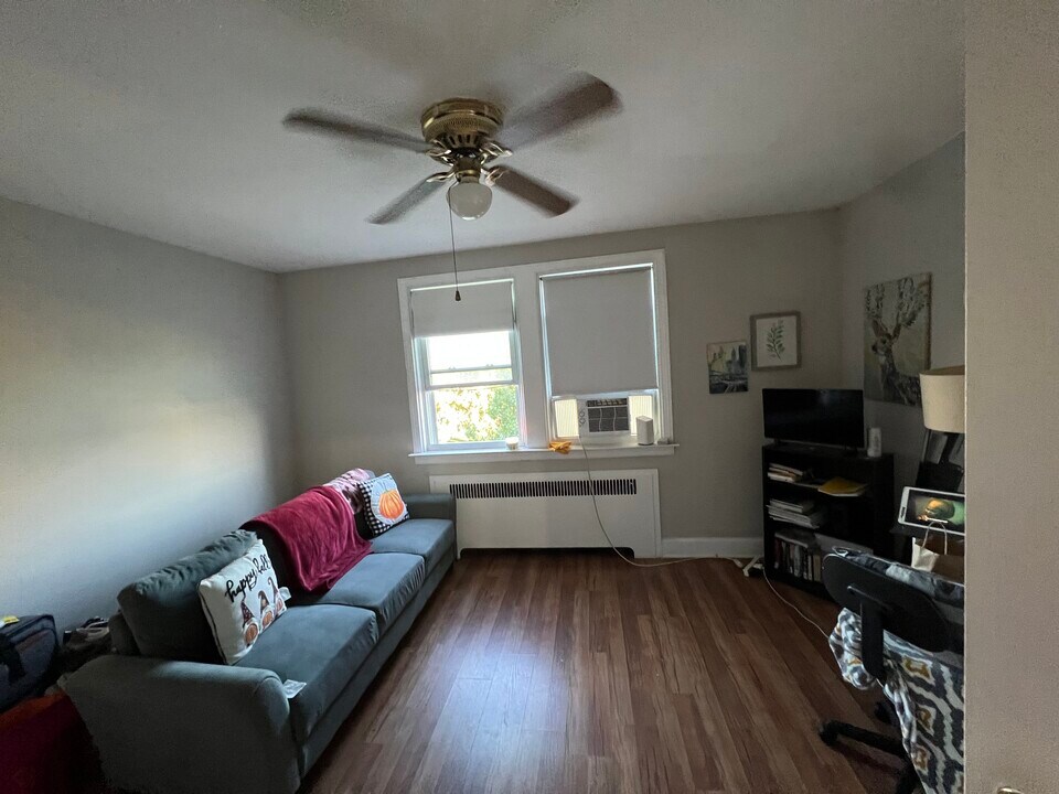 5218 Harford Rd in Baltimore, MD - Building Photo