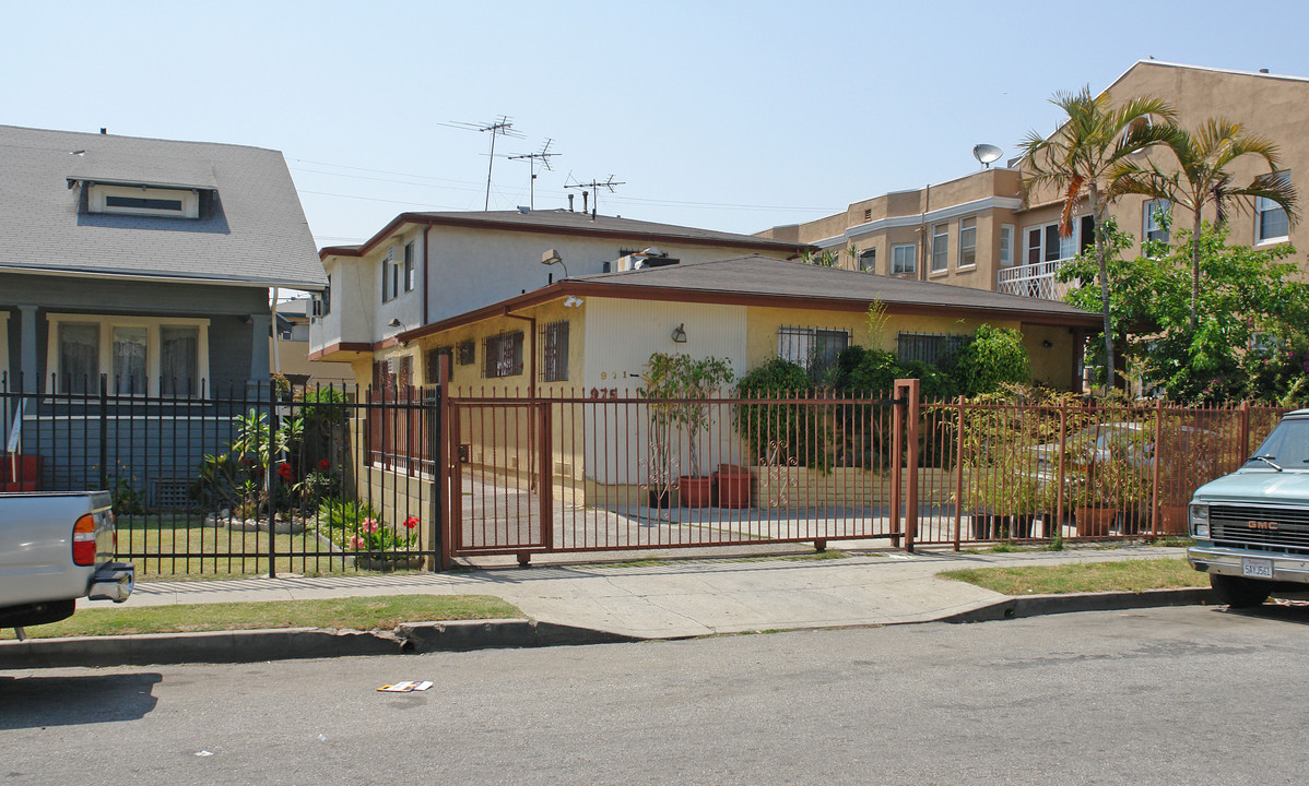 971 Fedora St in Los Angeles, CA - Building Photo