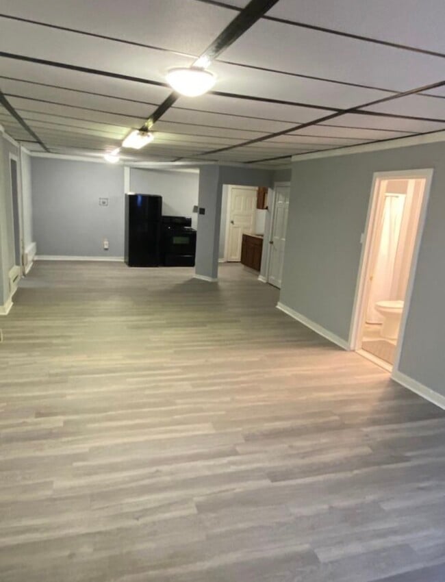 3326 W 3rd St, Unit 1 in Trainer, PA - Building Photo - Building Photo