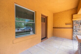 711-713 East 5th Street in Tucson, AZ - Foto de edificio - Building Photo