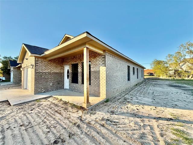 310 SW 14th St in Mineral Wells, TX - Building Photo - Building Photo
