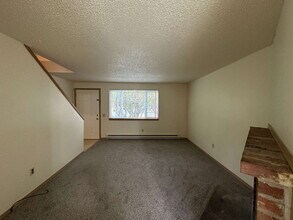 10463 SE 47th Ave in Milwaukie, OR - Building Photo - Building Photo