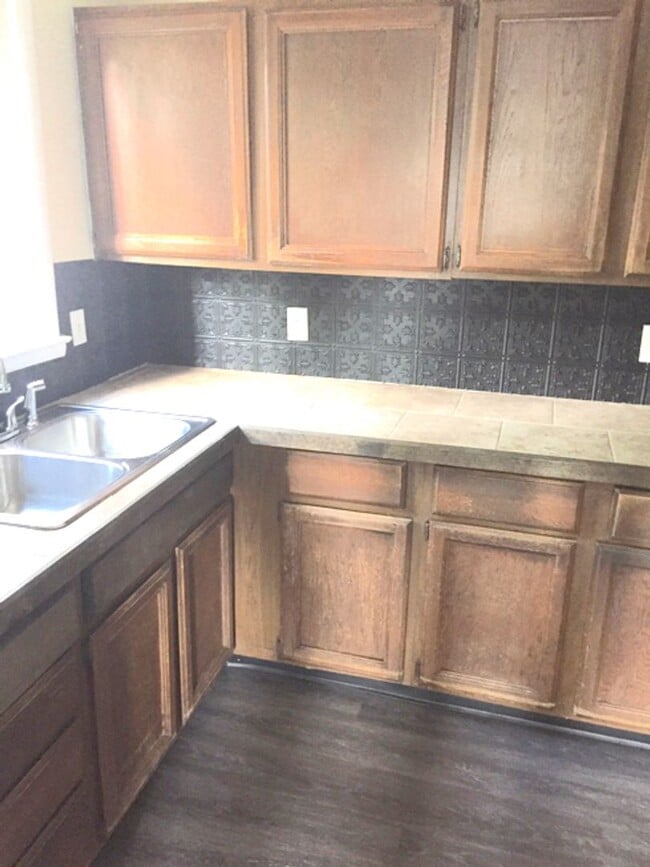 4041 Bennett Rd in Toledo, OH - Building Photo - Building Photo