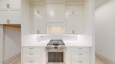 5902 S Bellview Rd in Rogers, AR - Building Photo - Building Photo