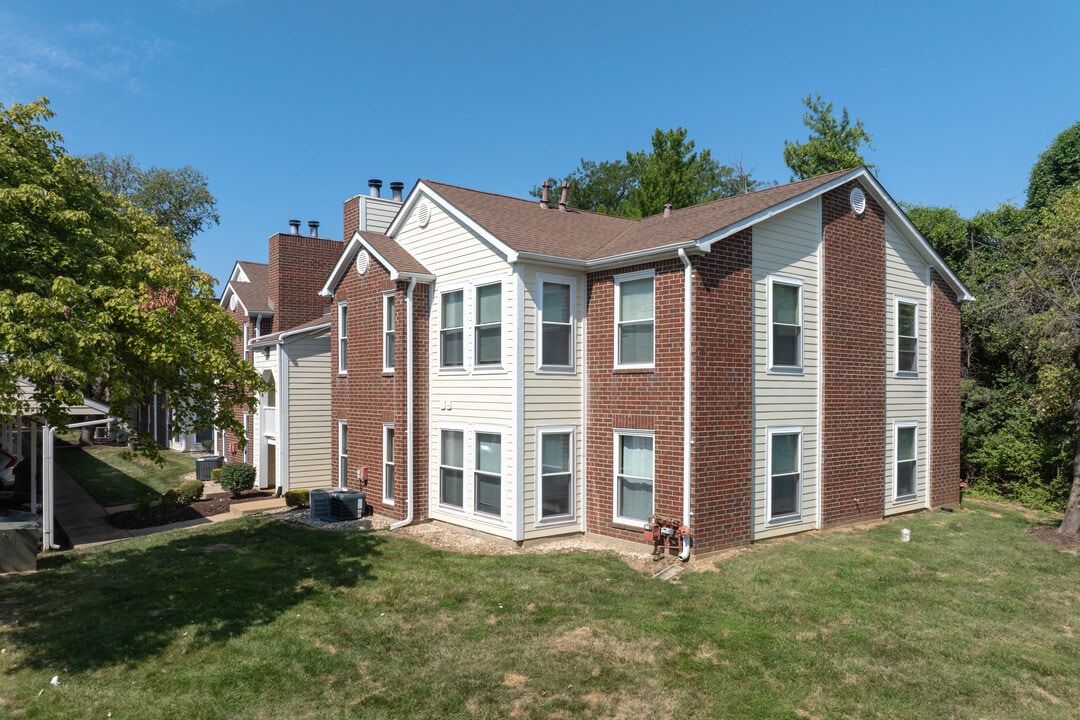 Peachtree in Chesterfield, MO - Foto de edificio