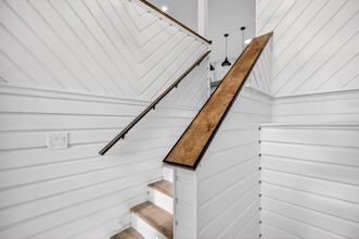 21099 Berry Ave in Maple Ridge, BC - Building Photo - Building Photo